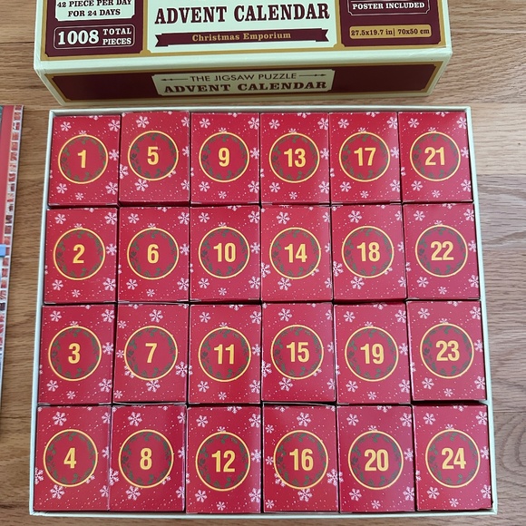 NIB Advent Calendar Jigsaw Puzzle Christmas Shop 1000 Piece - Picture 4 of 10